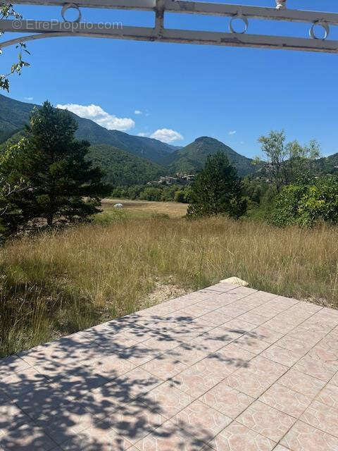 Maison à MONTBRUN-LES-BAINS