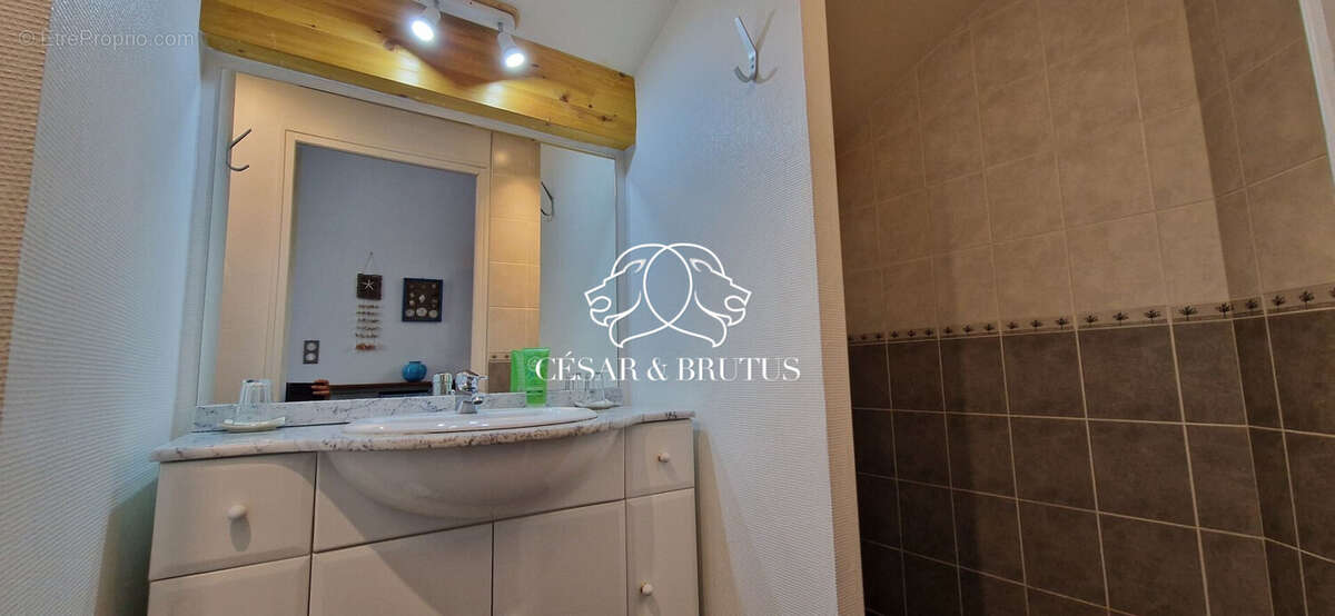 Maison à USSON-EN-FOREZ