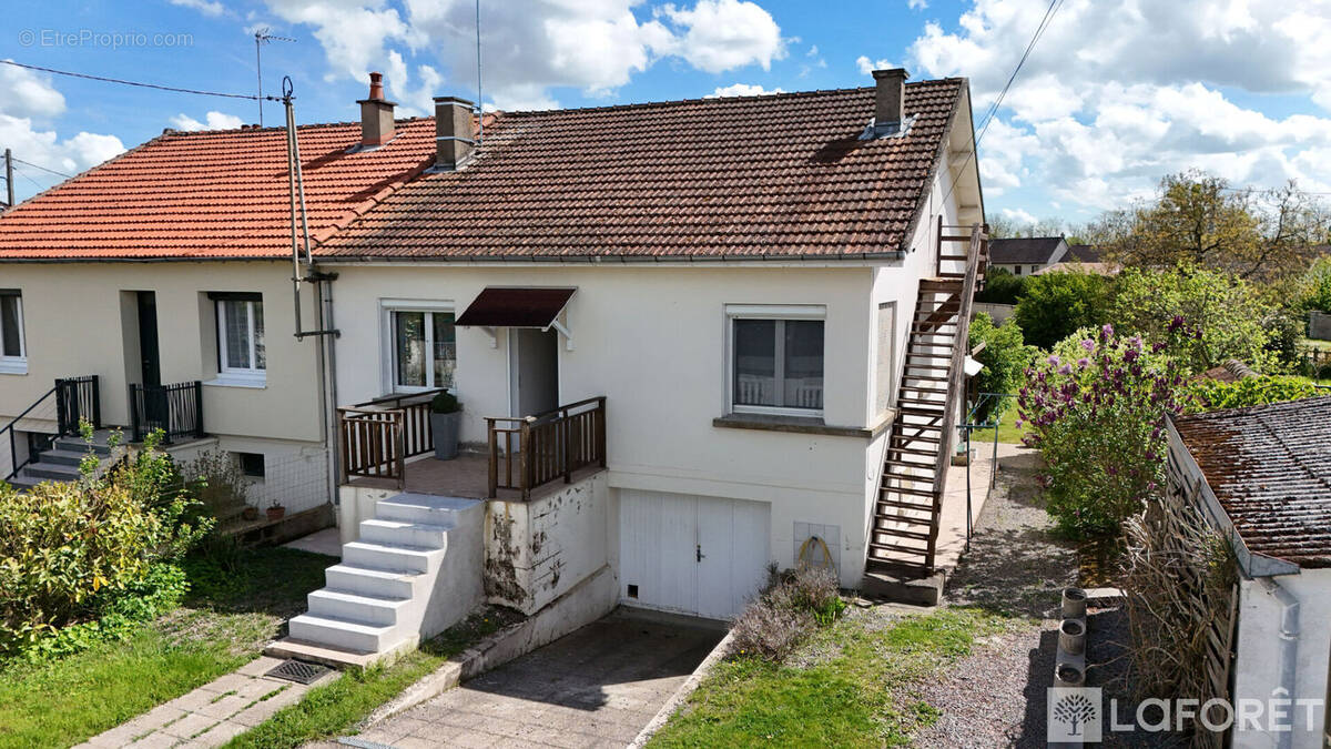 Maison à MOULINS