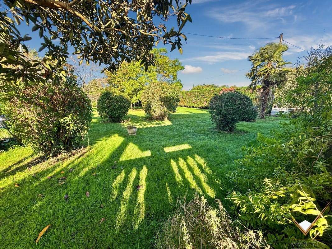 Terrain à LHERM