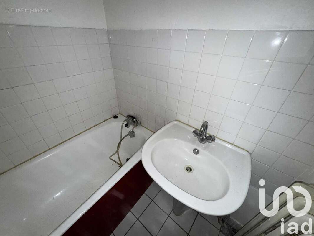 Photo 8 - Appartement à AURILLAC