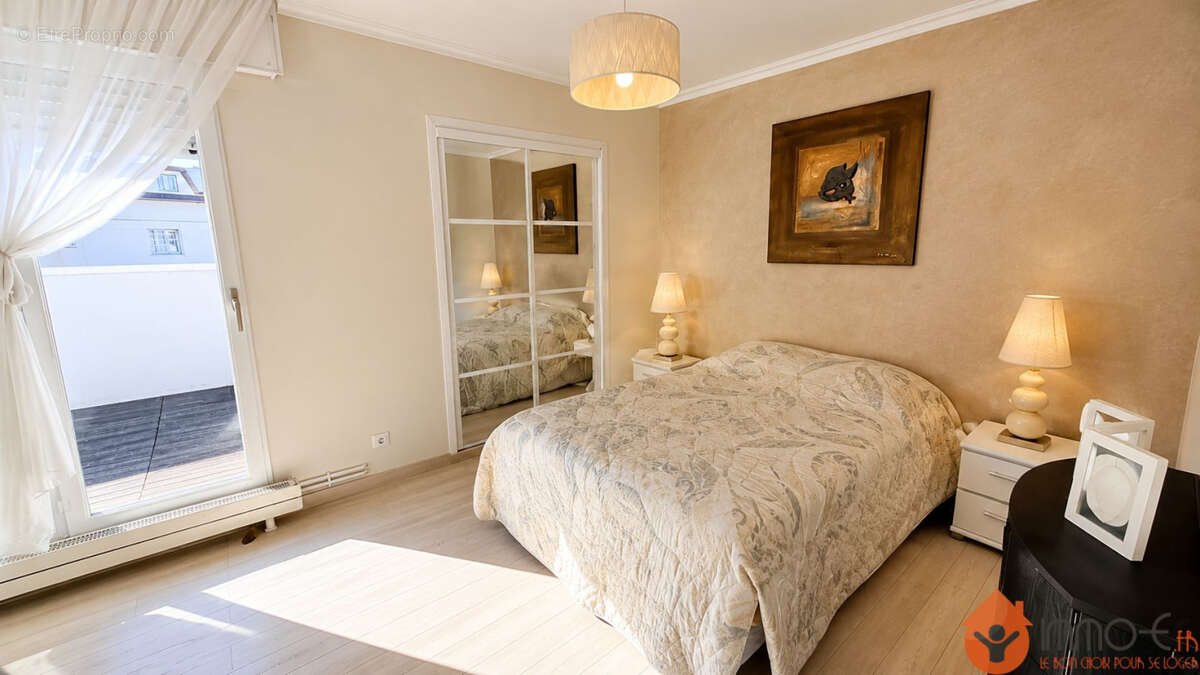 Maison 145 m² à Tremblay-En-France  - photo 6