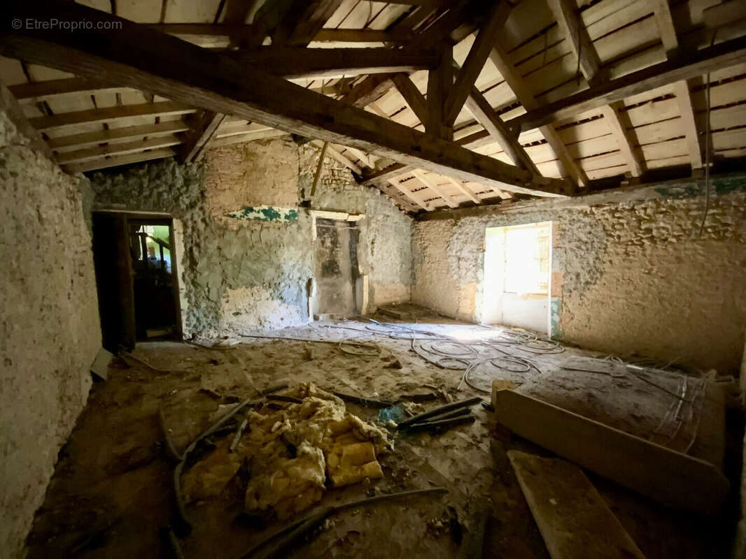 Maison à MIRAMBEAU