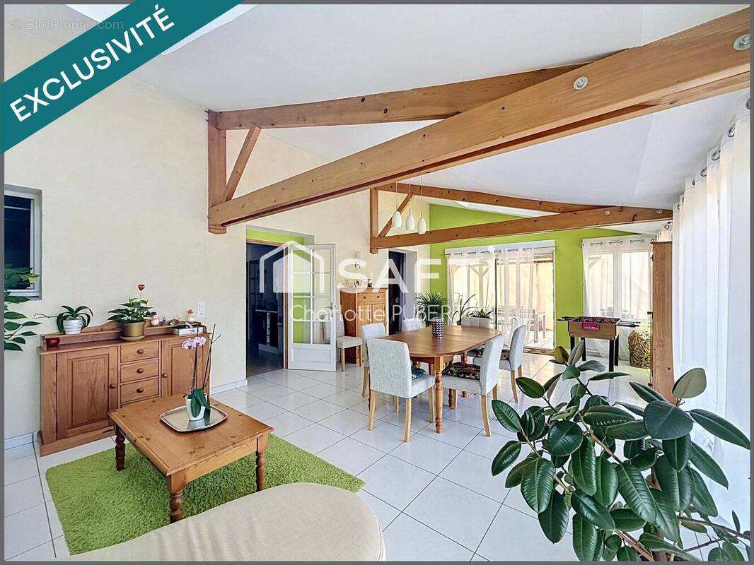 Photo 1 - Maison à ESVRES