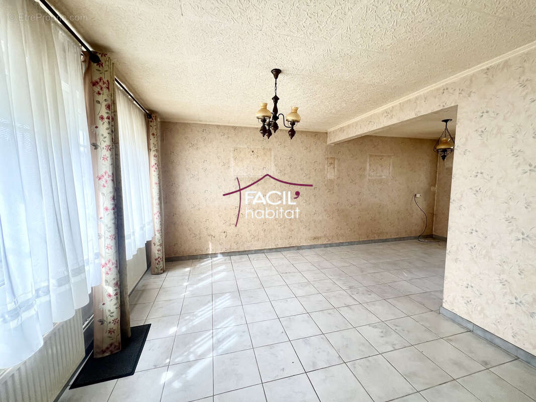 Semi individuelle 3 chambres jardin garage - photo 7