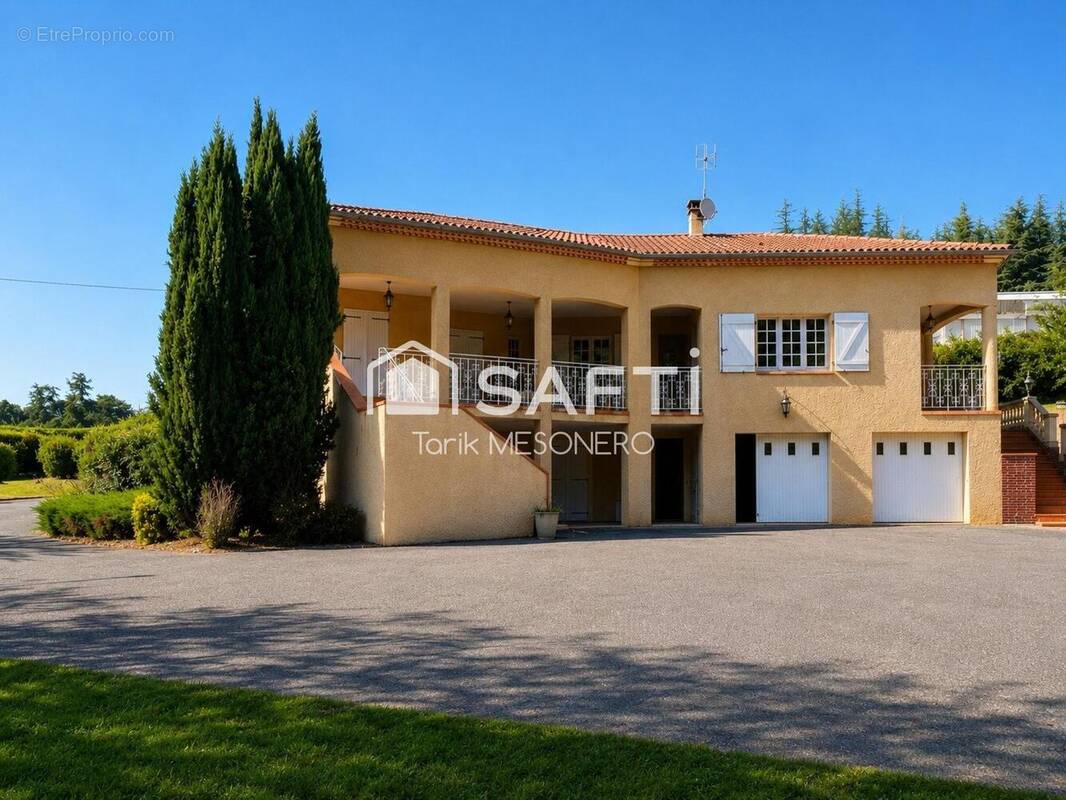 Photo 1 - Maison à L'ISLE-DE-NOE