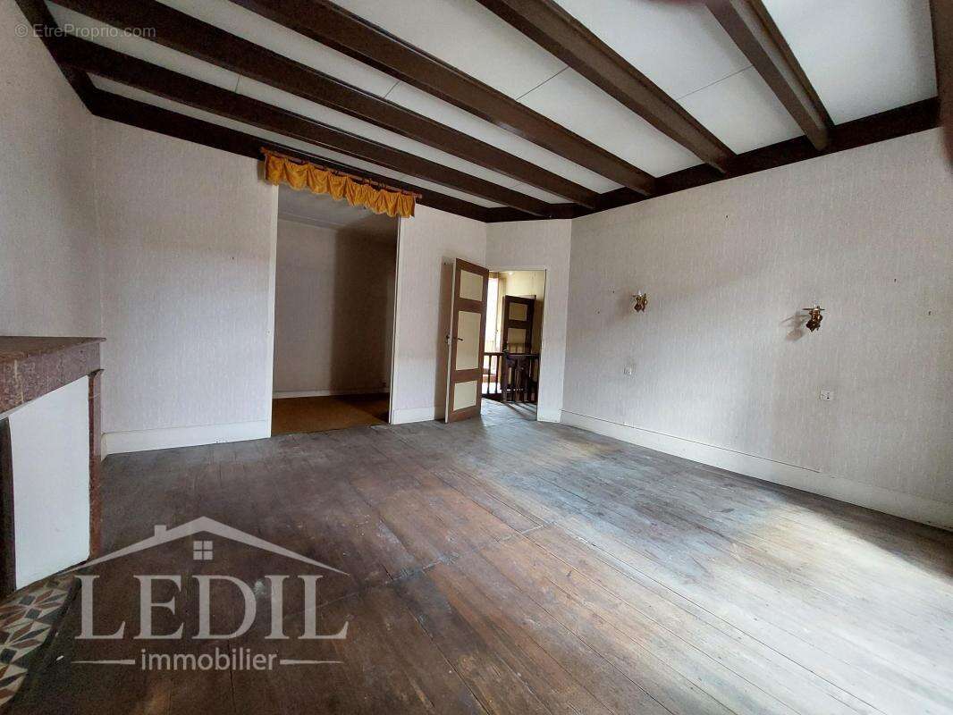 Maison à DURAVEL