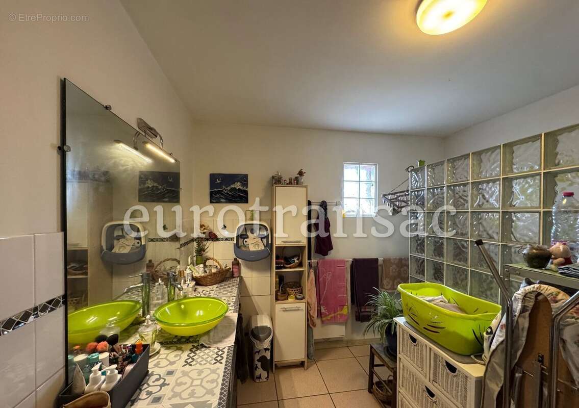 Maison à NEZIGNAN-L&#039;EVEQUE