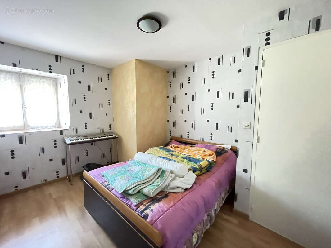 Maison à SAINT-LAURENT-DU-MOTTAY