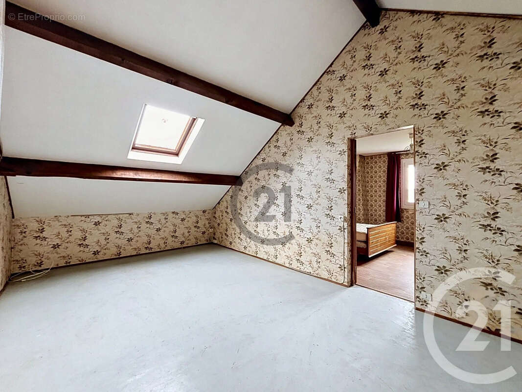Maison 117 m² à Lechelle  - photo 7