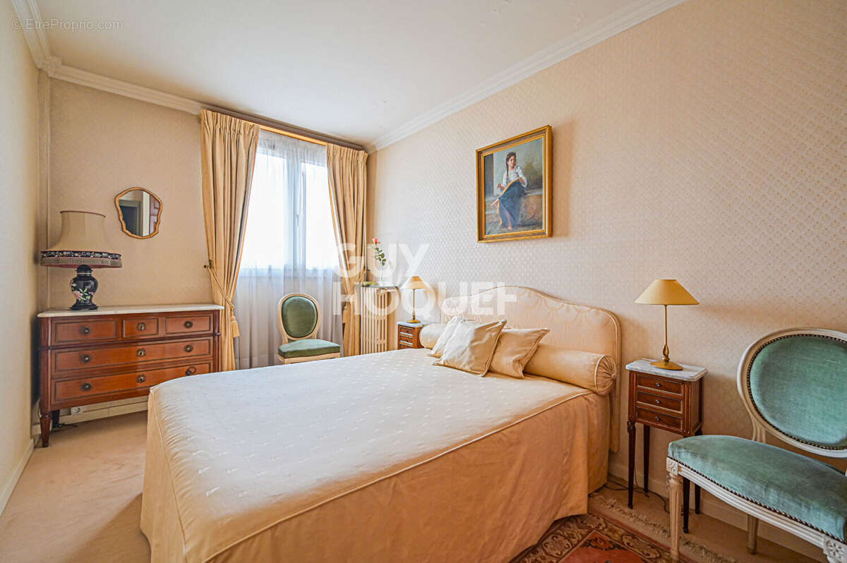 Appartement à PARIS-19E