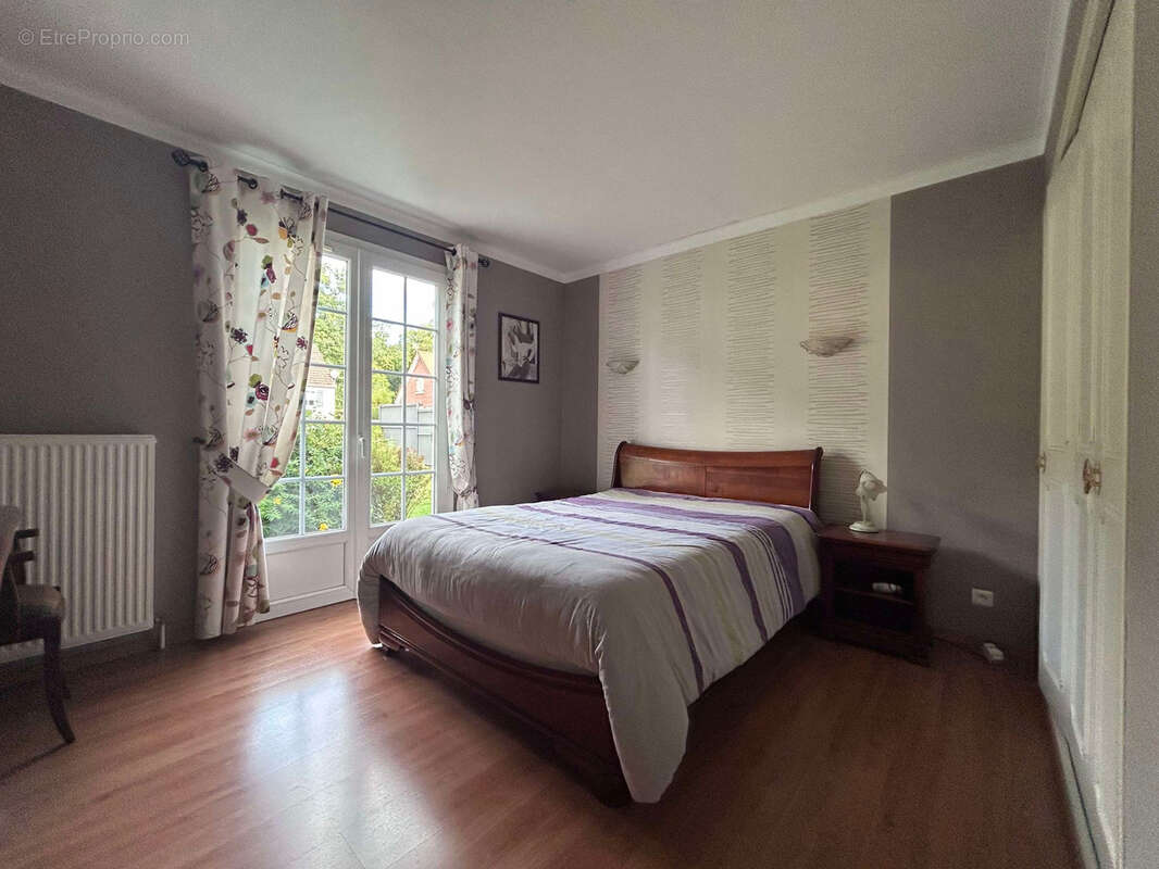 Maison à MAREUIL-CAUBERT