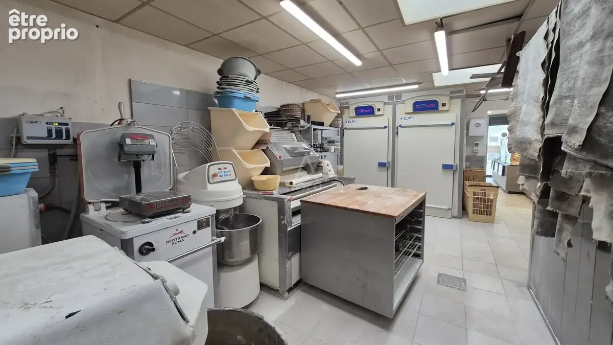Fond de commerce : Boulangerie-Pâtisserie de Référence  1M de Chiffre d'Affaires. Achat des murs possible. - photo 7
