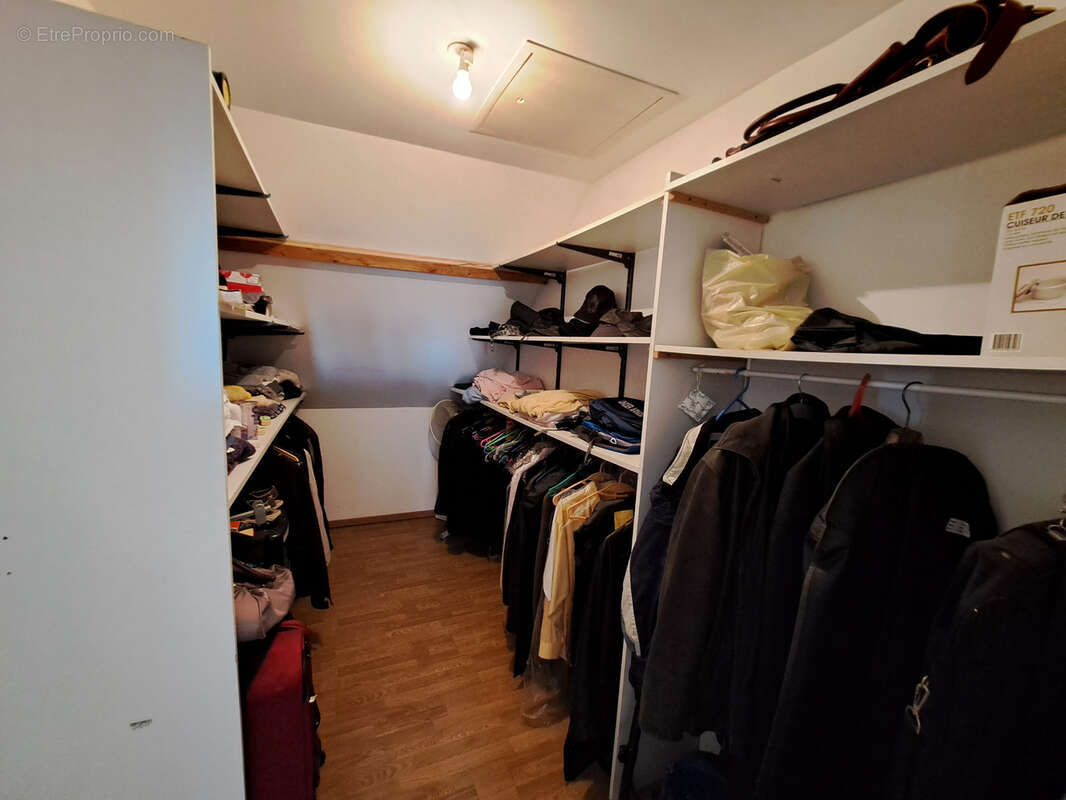 Maison à VILLEBOUGIS