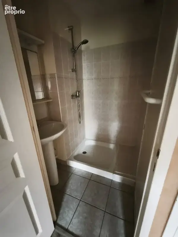 A VENDRE à VARENNES-VAUZELLES (58640) MAISON DES 's 2000, 3 ch, jardin . 165000 - photo 8