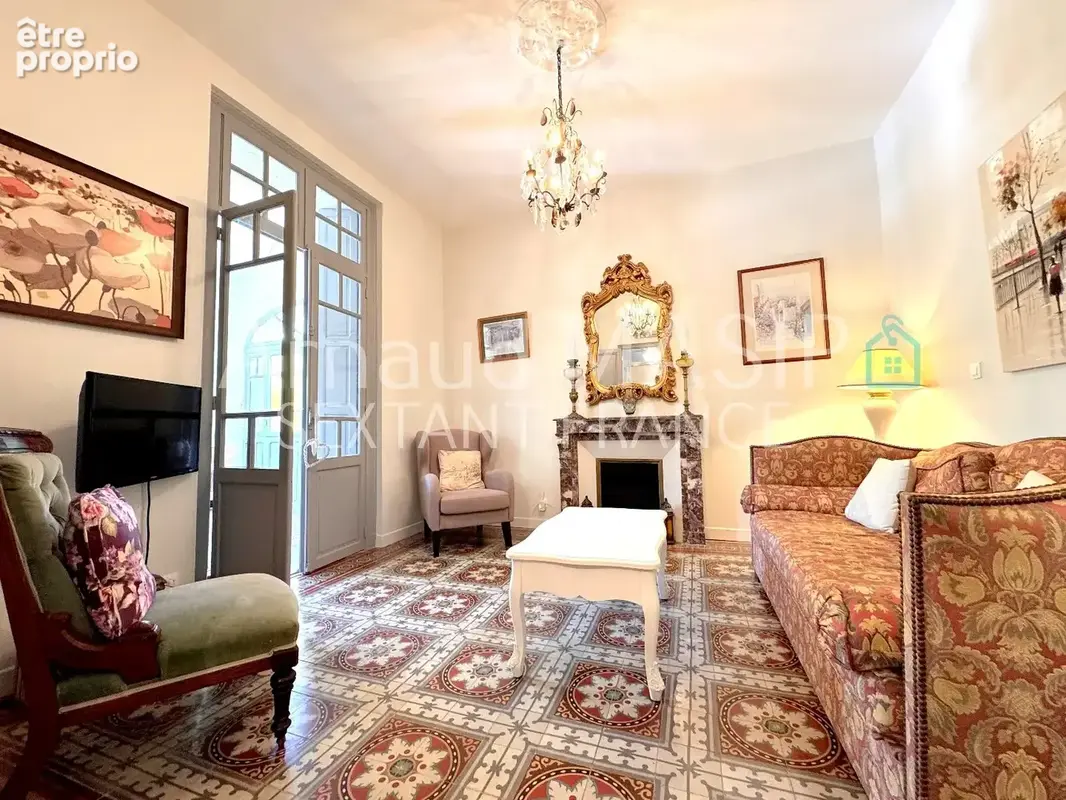 Sublime authentique chateau totalement renove au coeur du pays cathare, piscine, vue chateau - photo 5