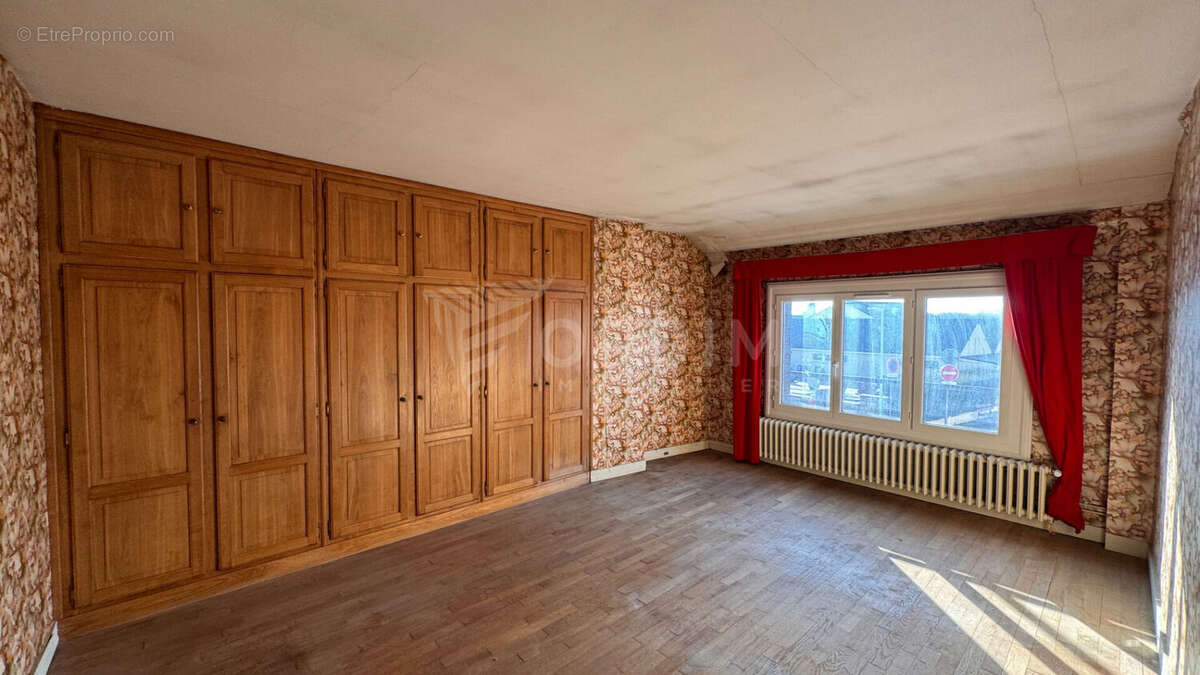 Maison à COSNE-COURS-SUR-LOIRE