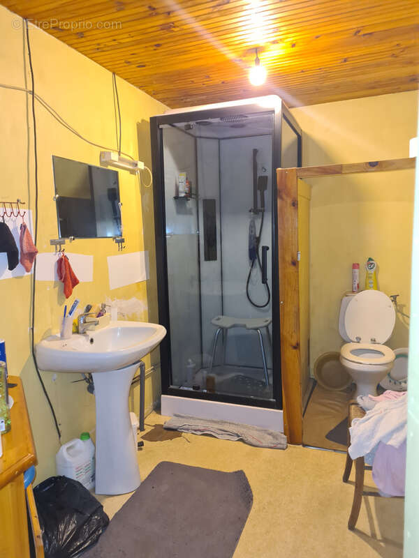 Maison à CAPOULET-ET-JUNAC