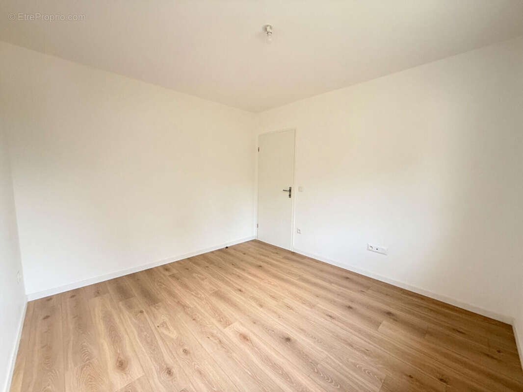 Maison à OINVILLE-SUR-MONTCIENT