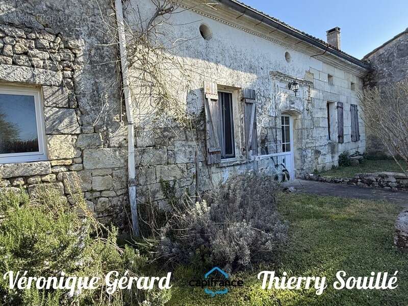 Maison à LUSSAC