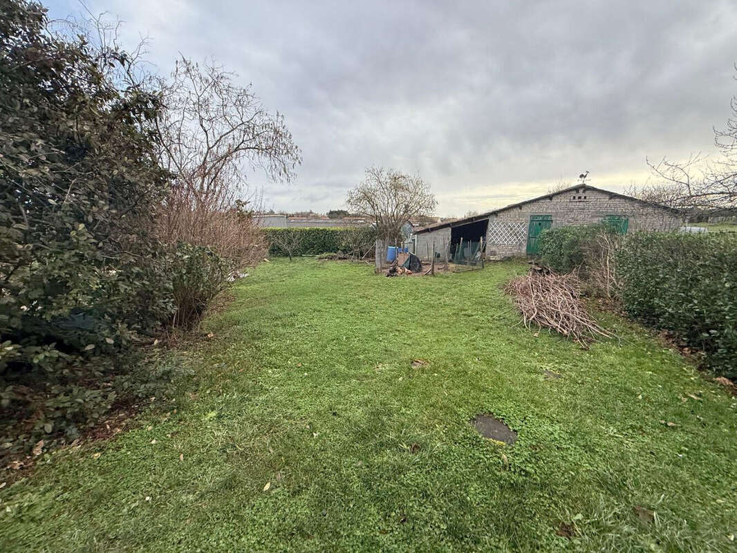 Photo 8 - Maison à BENET