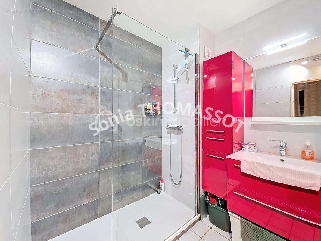 Appartement à LONGVIC