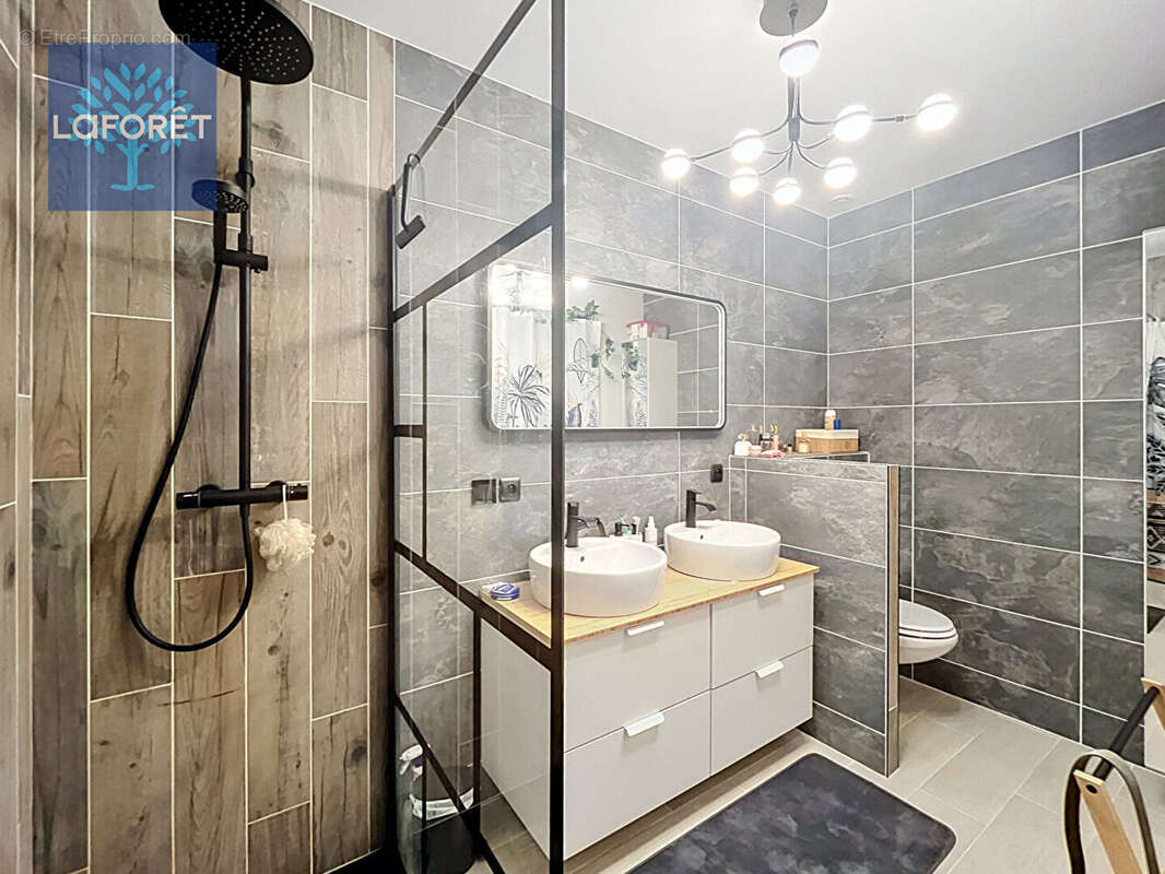 Maison à Sarcicourt - photo 13