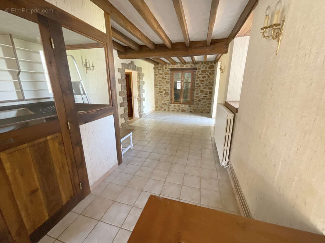 Maison 194 m² à Saint-Loup-De-Buffigny  - photo 9