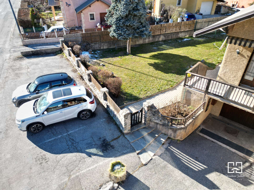 Appartement à L'ARGENTIERE-LA-BESSEE