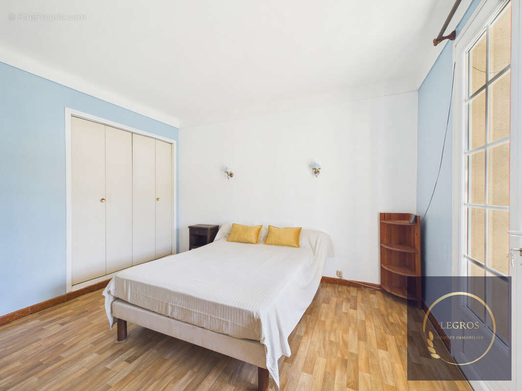 Maison à CAUMONT-SUR-DURANCE