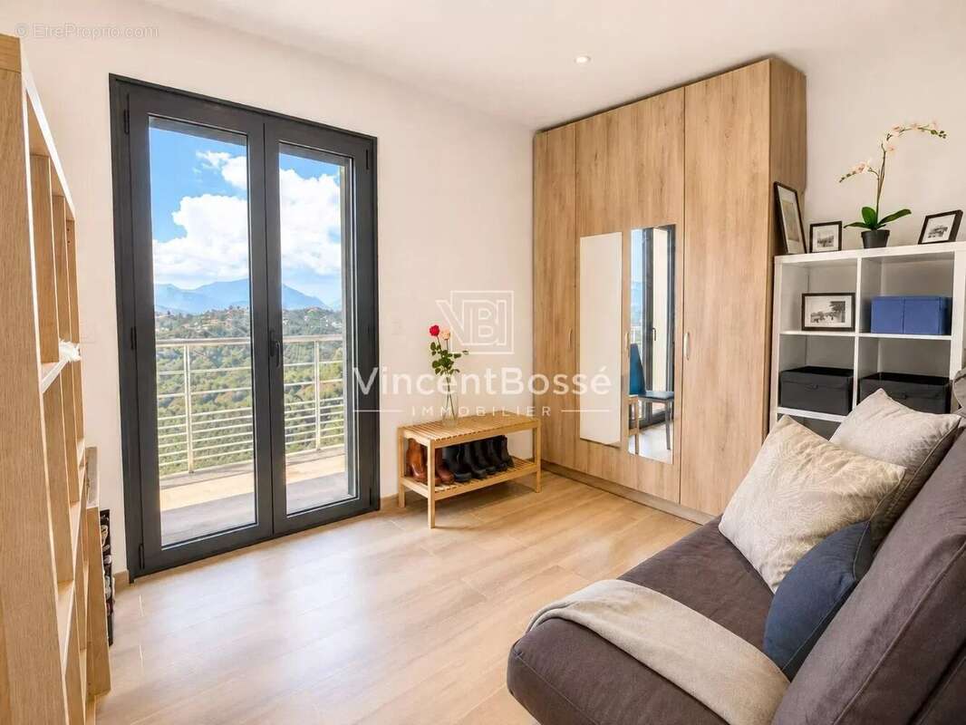 Nice – saint-pancrace – villa 4 pièces 112 m² + 60 m² de sous-sol – terrain 1 200 m² - photo 6
