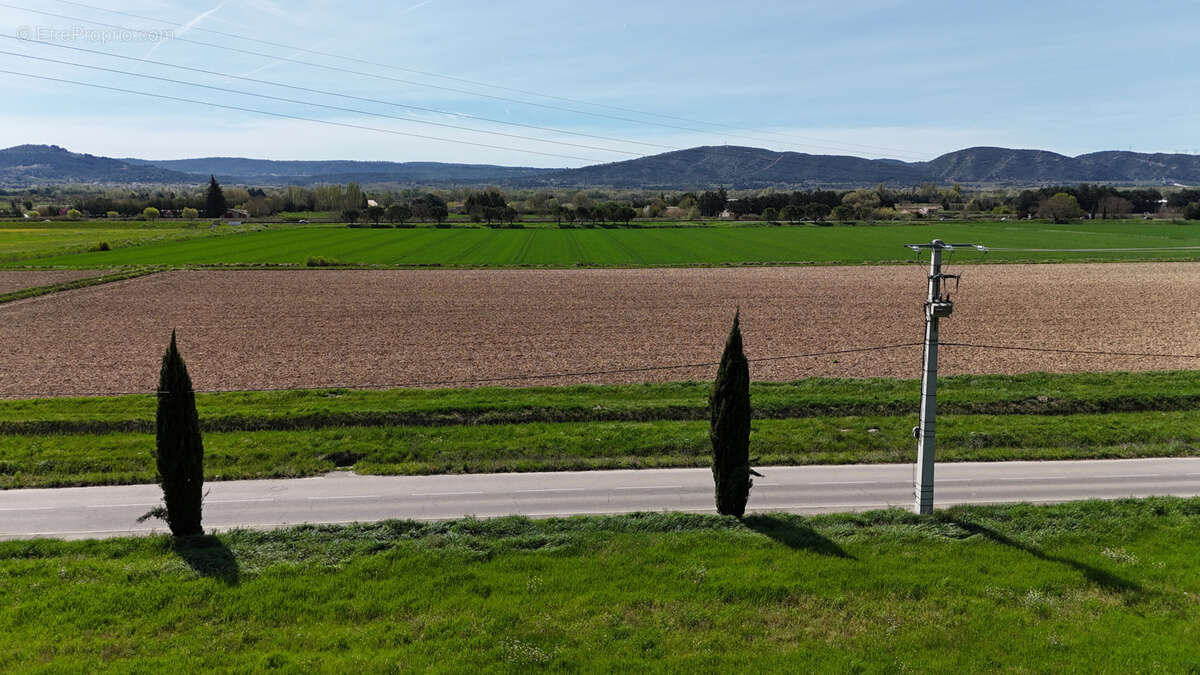 Terrain à VILLELAURE