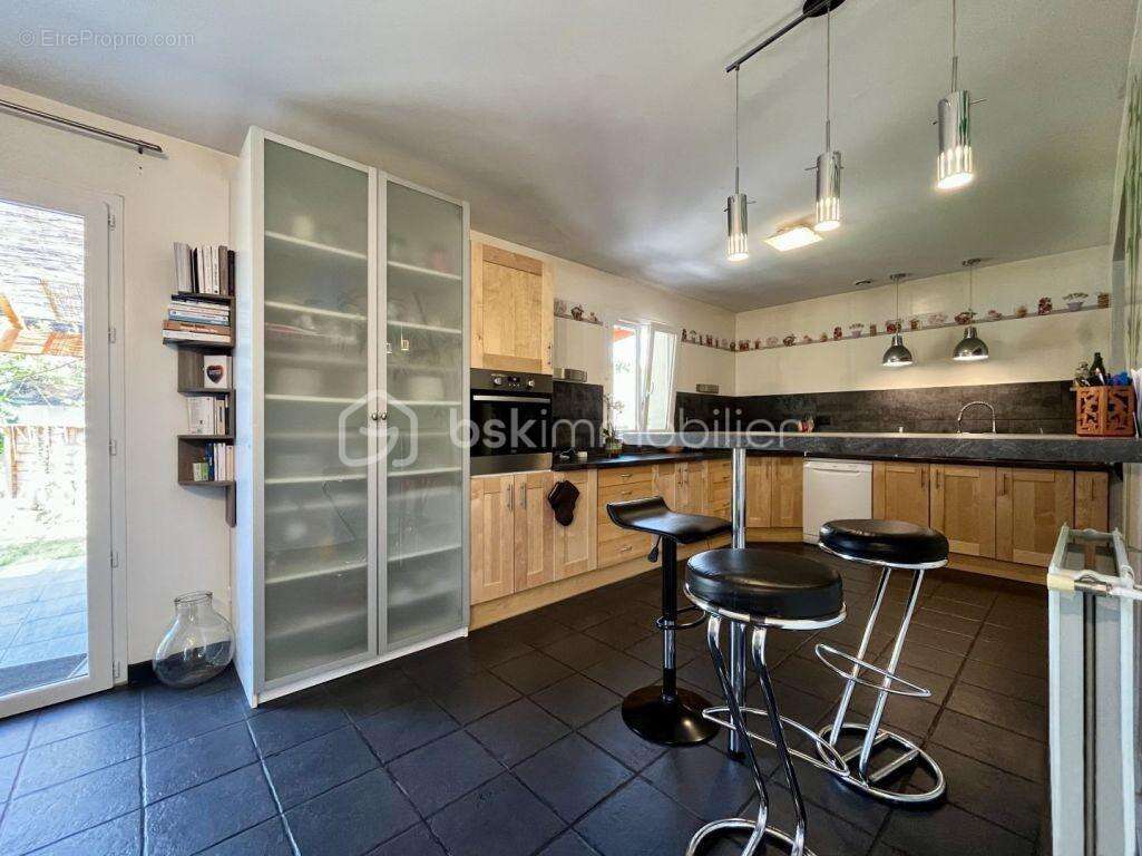 Maison à LIMEIL-BREVANNES