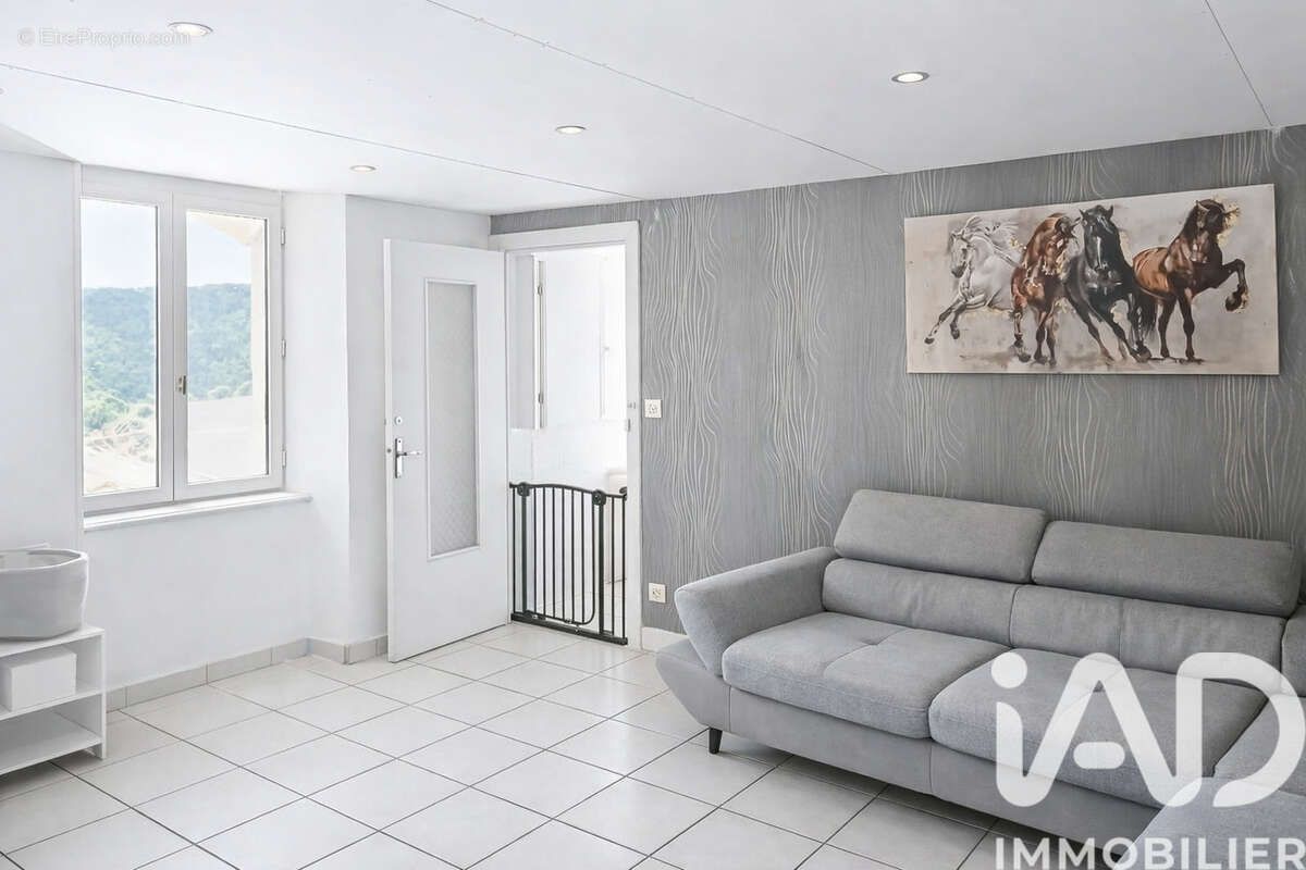 Maison 209 m² à Lure  - photo 5