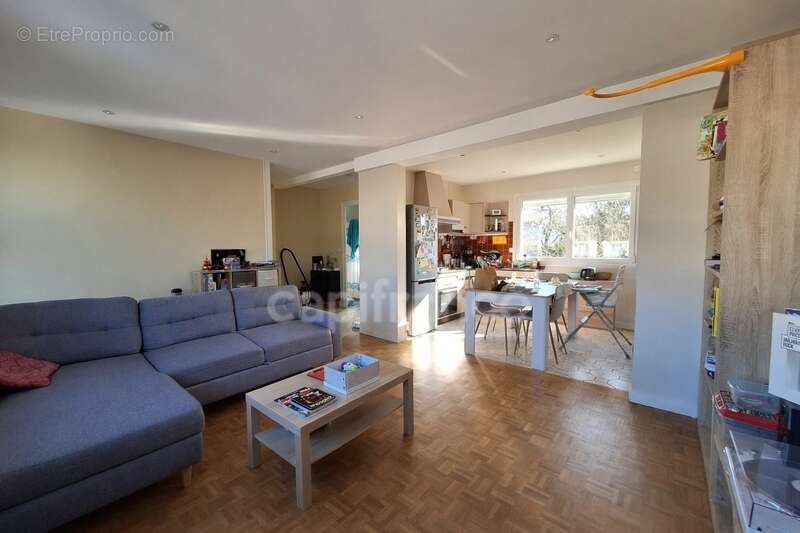 Maison à vendre 4 pièces LAVAL (53) - photo 2