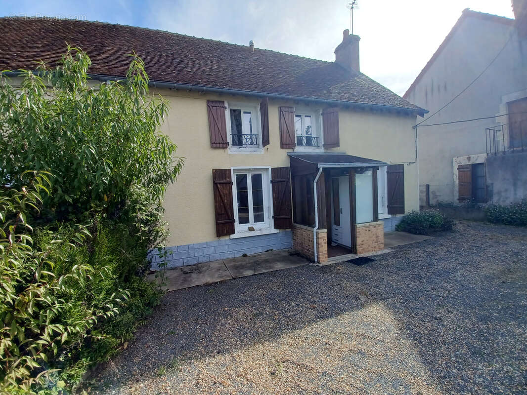Maison à LA CHARITE-SUR-LOIRE