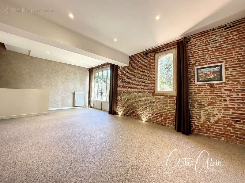 Maison à VILLEFRANCHE-DE-LAURAGAIS