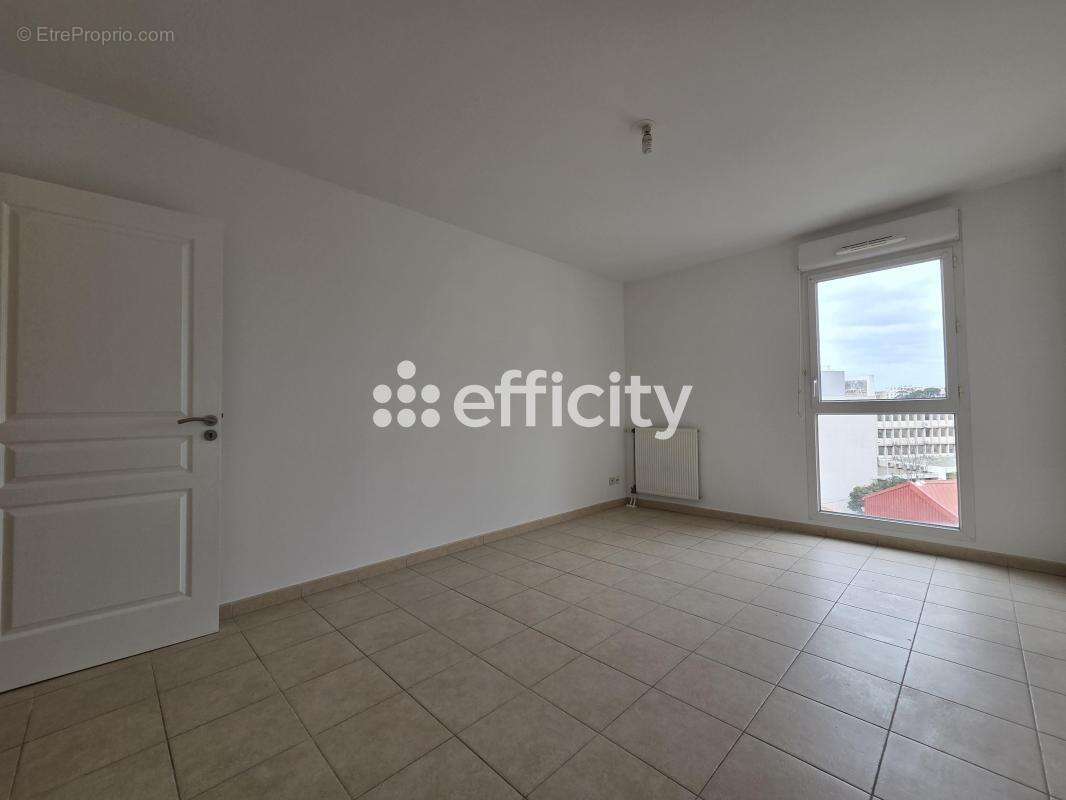 Appartement à MARSEILLE-10E