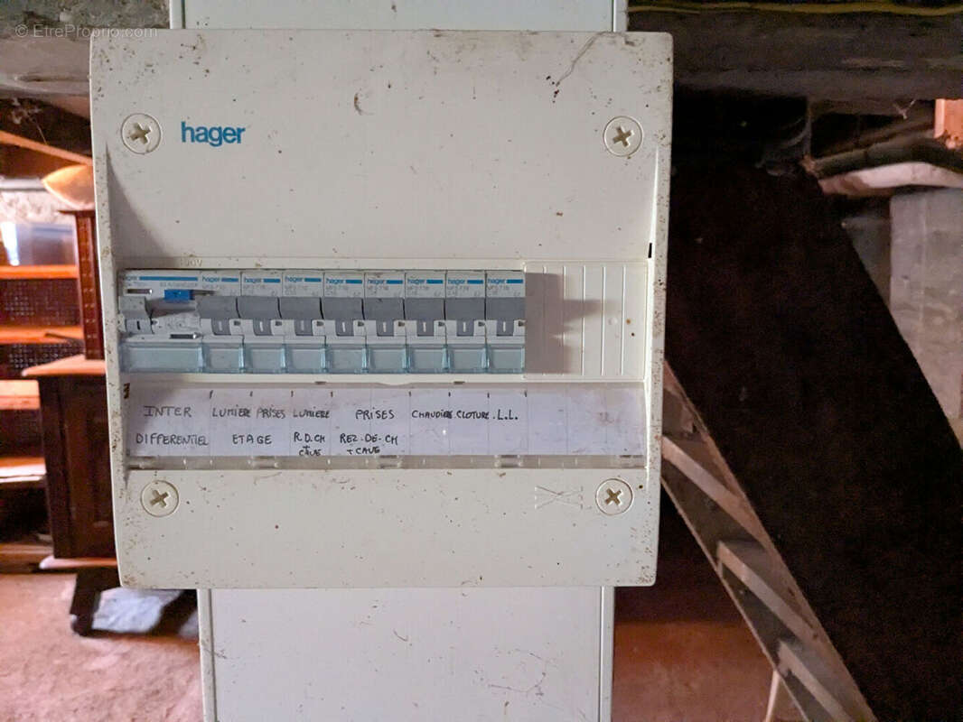 Maison à SAINT-SERVANT