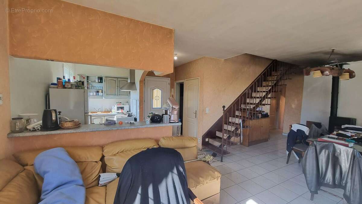Photo 2 - Maison à LIGNY-EN-BRIONNAIS