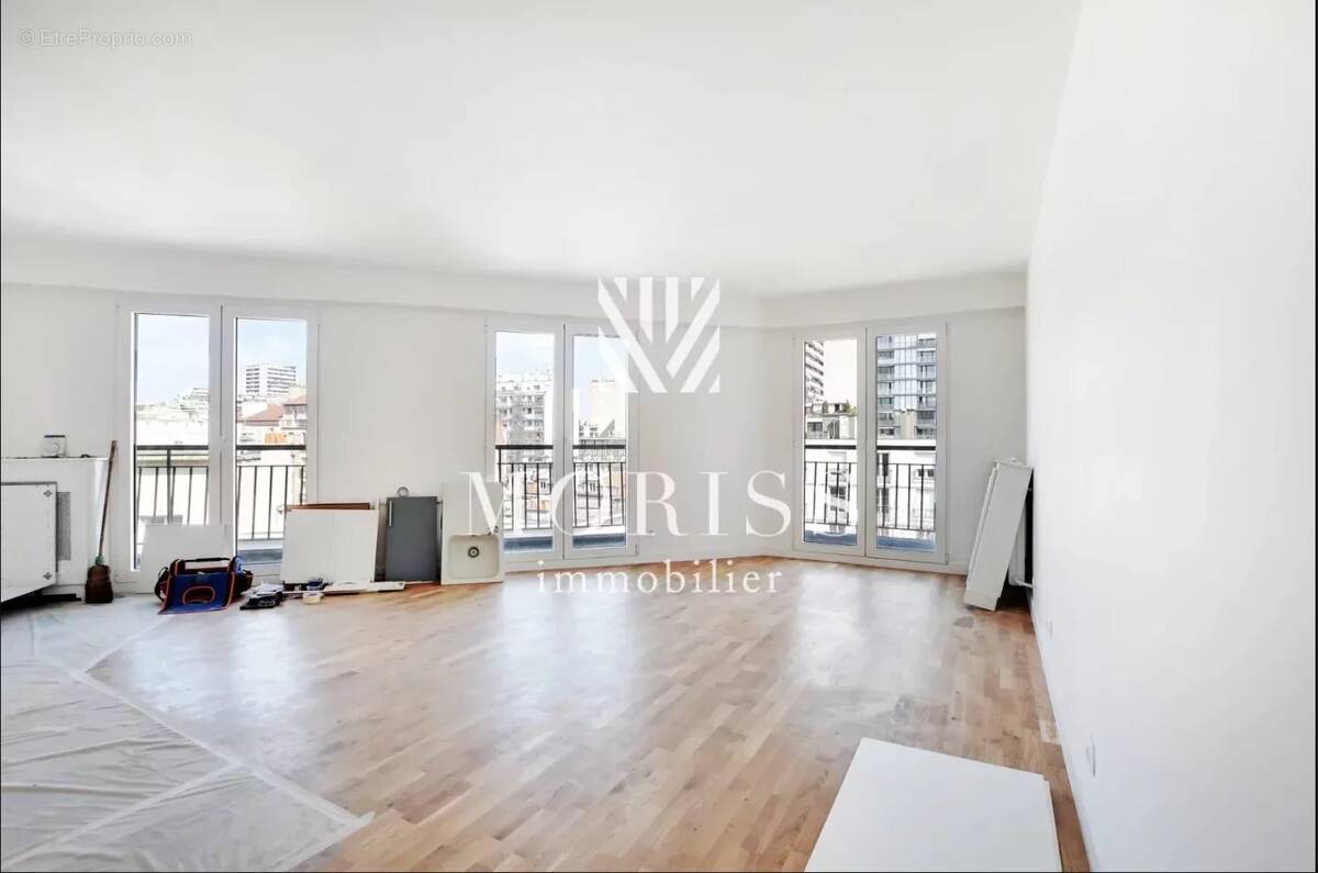 Appartement à LEVALLOIS-PERRET