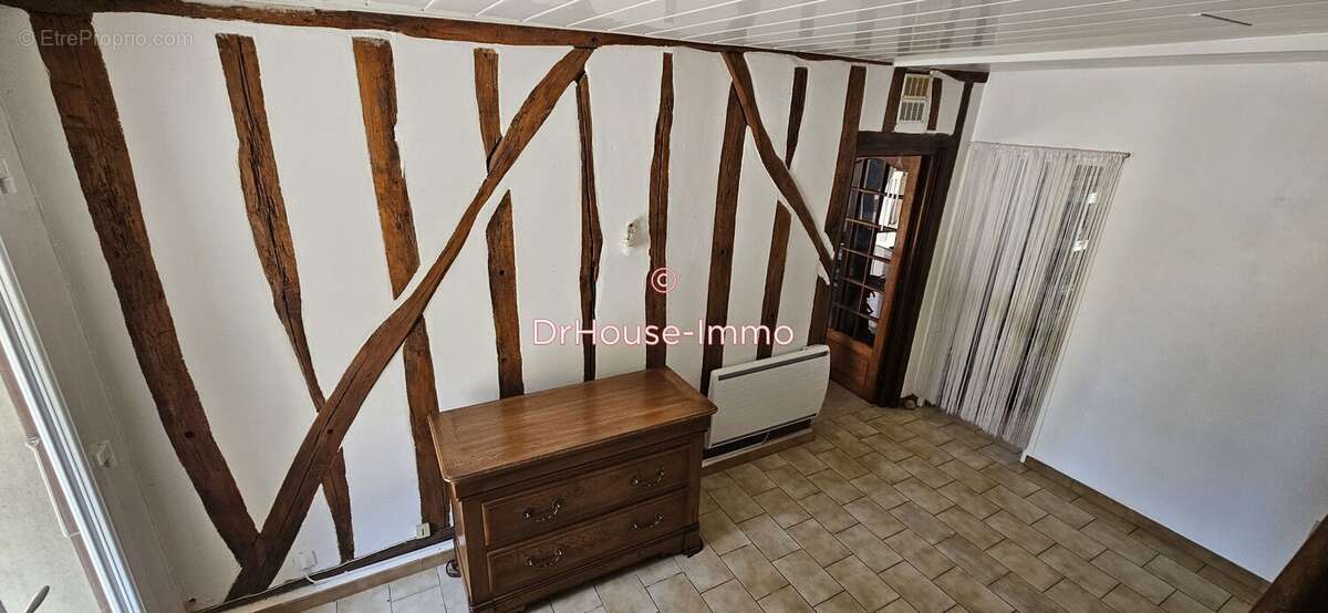 Maison 144 m² à La Vendue-Mignot  - photo 3