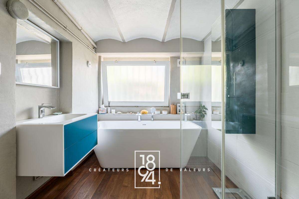 Maison type 5-135 m2  Piscine  Dépendance 20 m2  Garage - photo 15