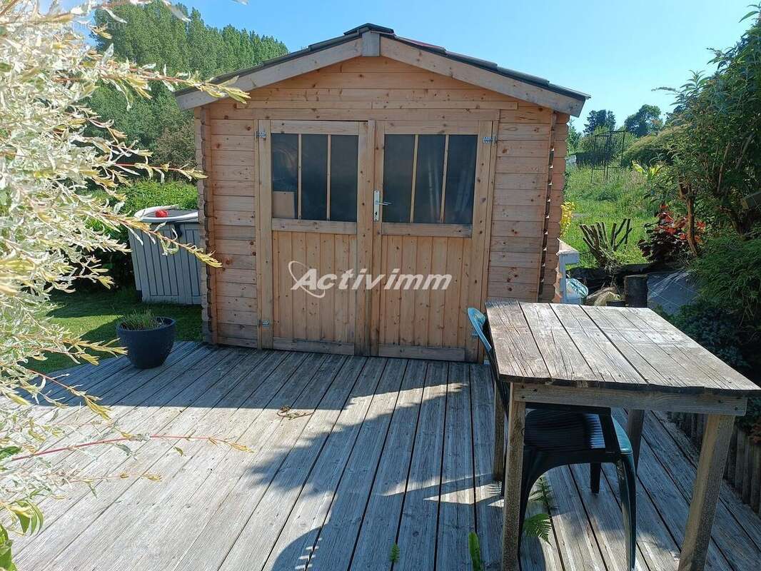 4268 7 - Maison à BEAURAINVILLE