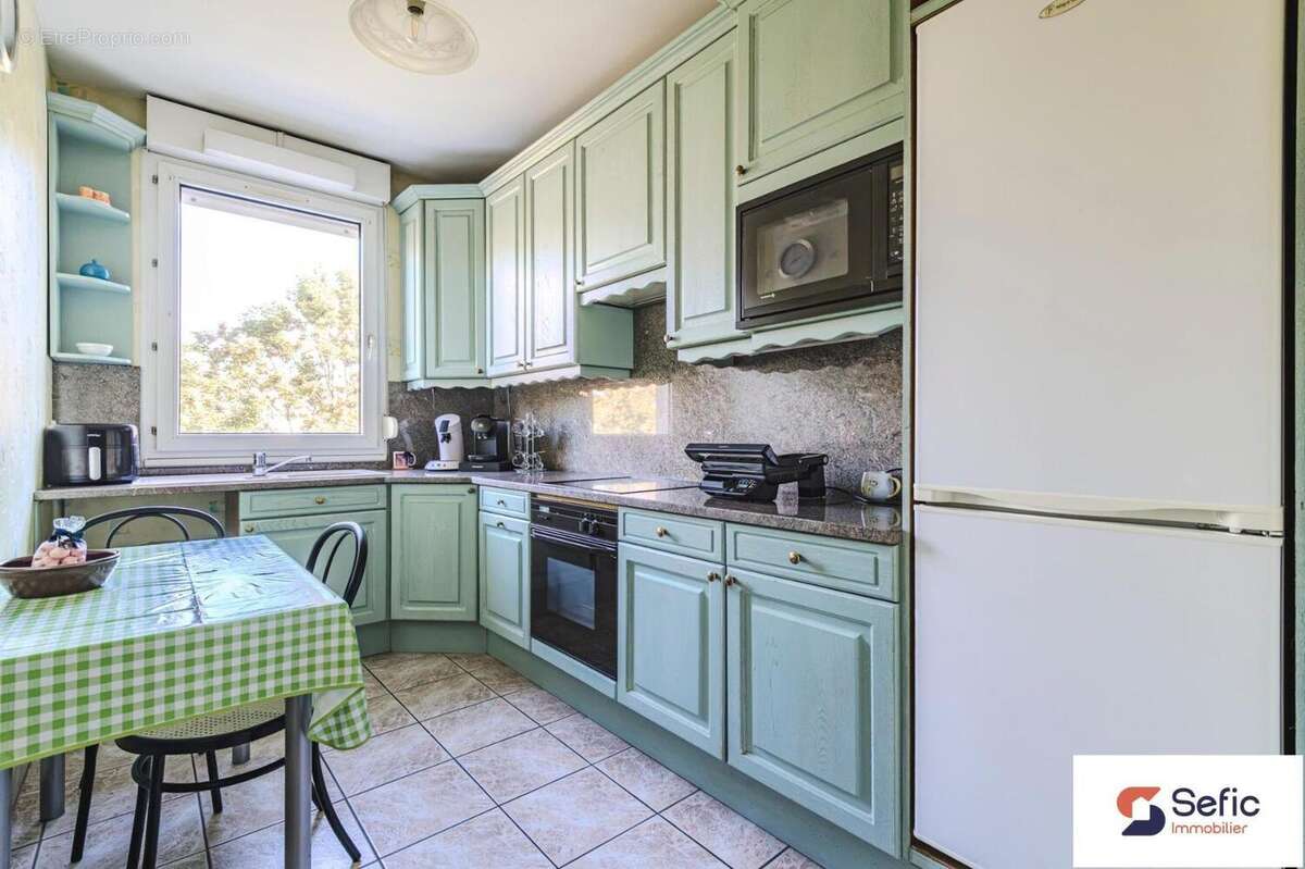 Appartement 85 m² à Reims  - photo 4