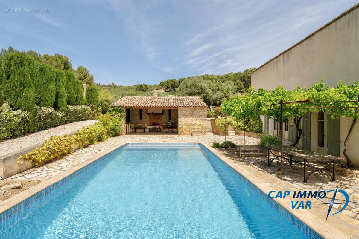 Maison à LA CADIERE-D'AZUR