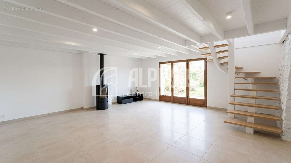 CORDEMAIS: Maison en pierres & dépendances - photo 8
