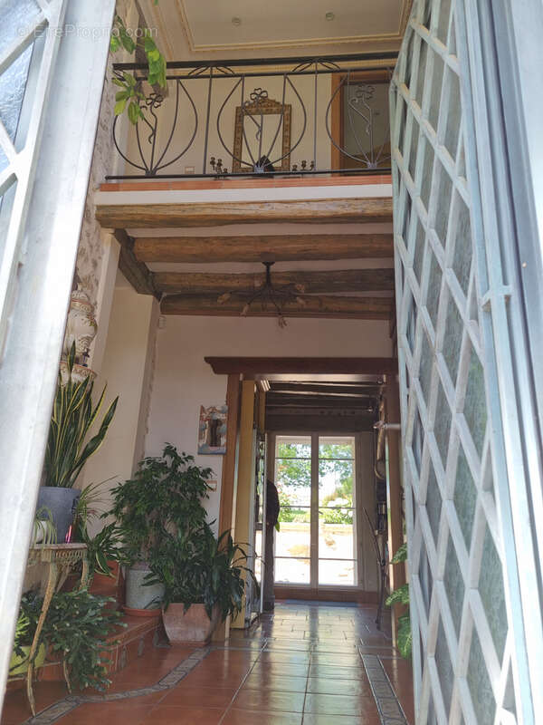 Maison à BRUYERES-LE-CHATEL