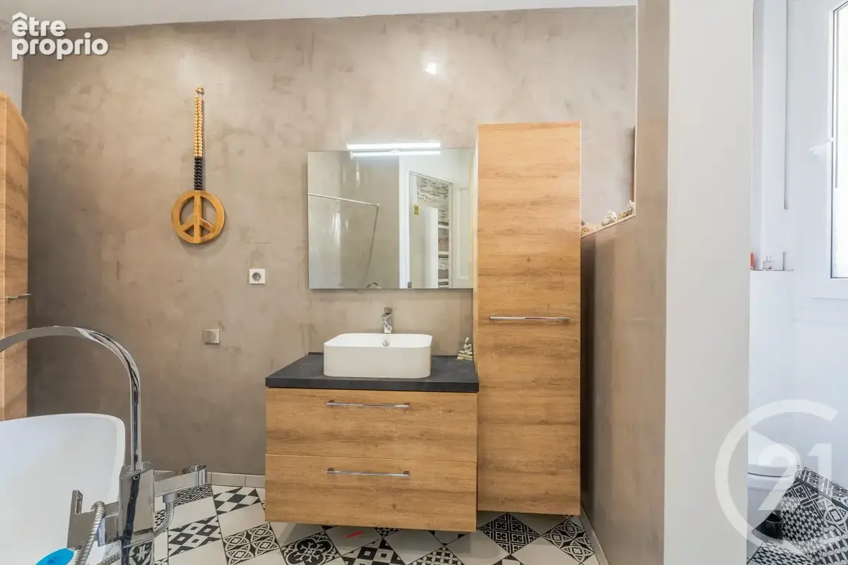 Appartement 83 m² à Nice  - photo 9