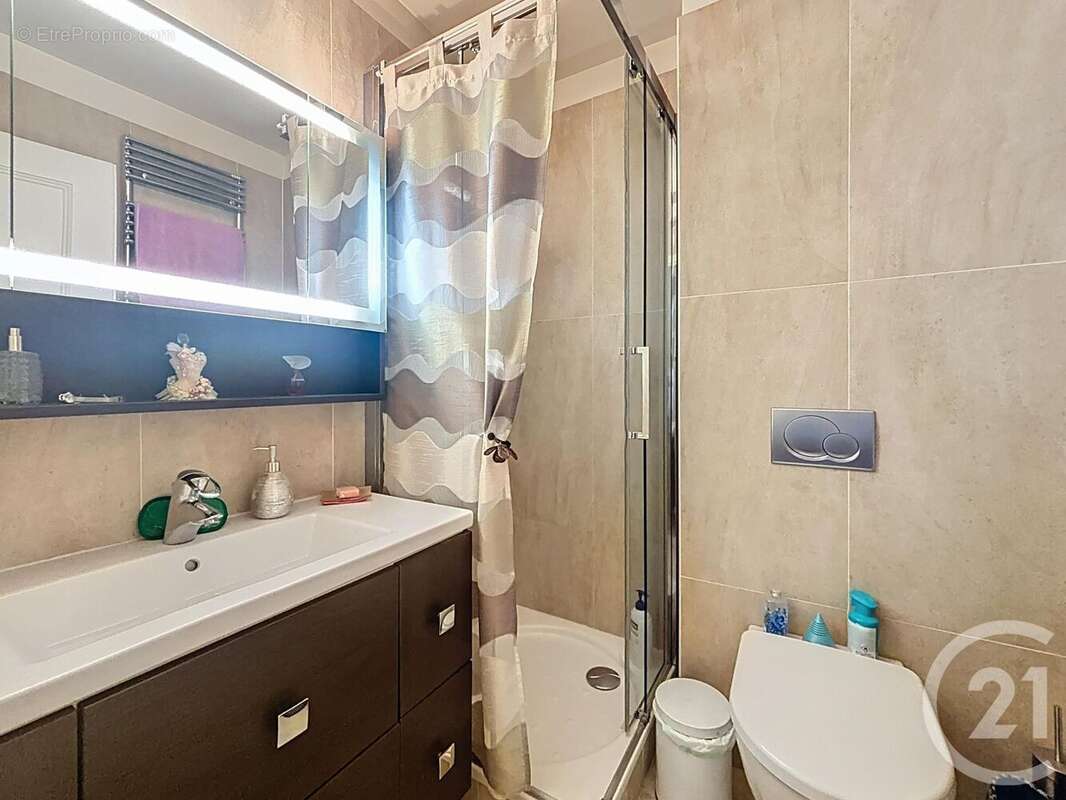 Maison à COMBS-LA-VILLE